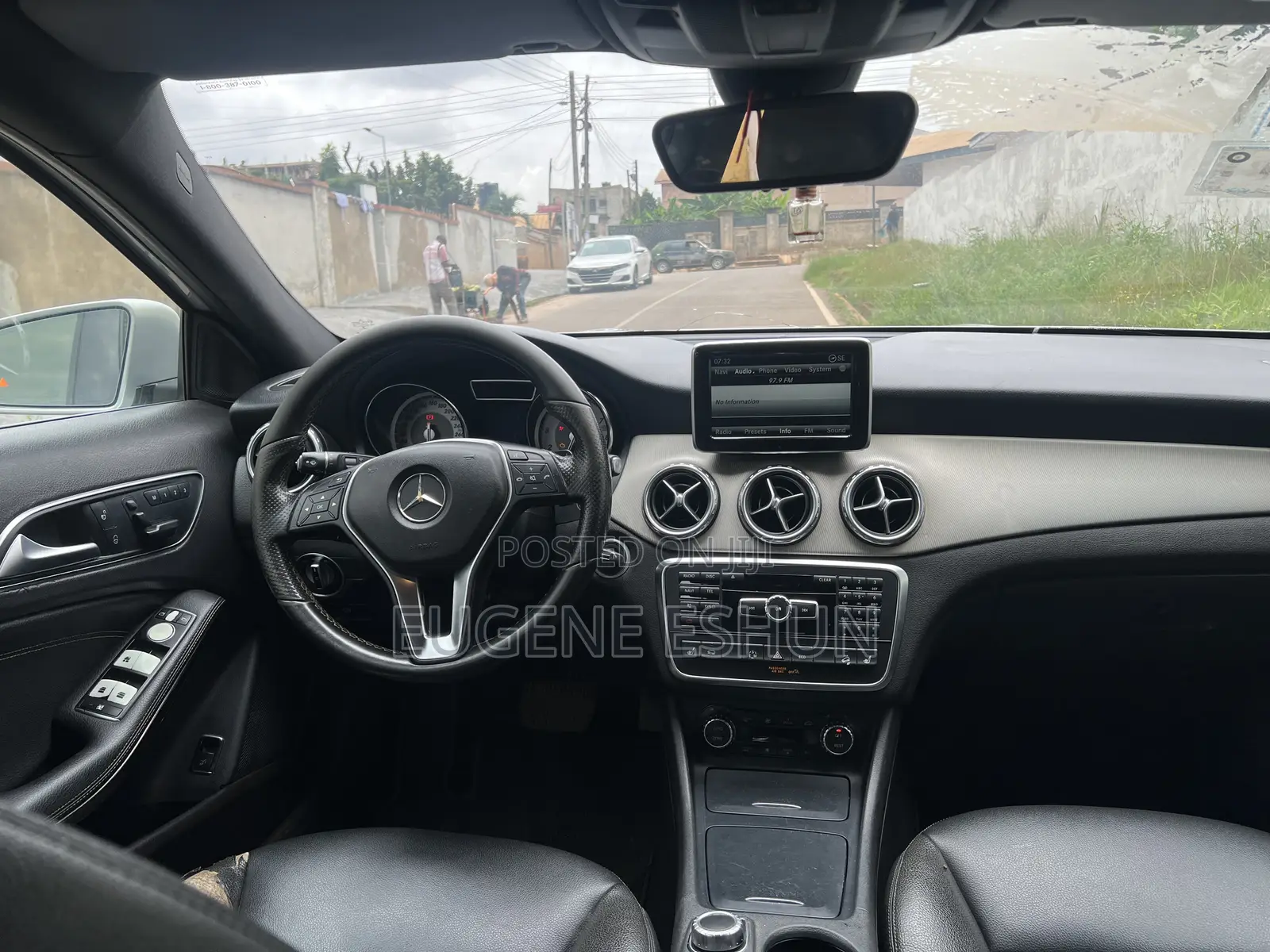 Mercedes-Benz GLA 250 SV Premium 2014 Silver