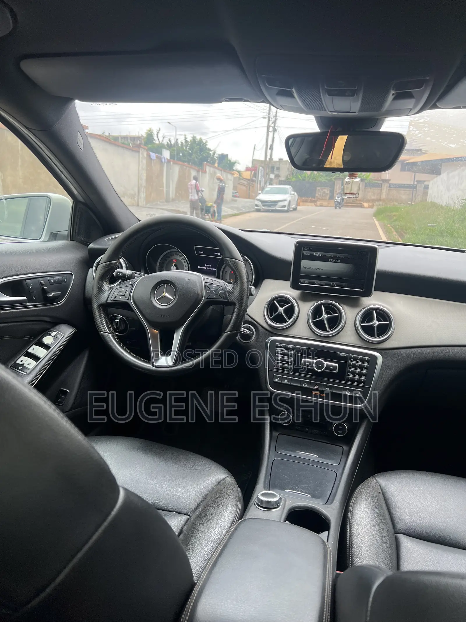 Mercedes-Benz GLA 250 SV Premium 2014 Silver