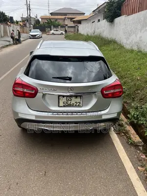 Mercedes-Benz GLA 250 SV Premium 2014 Silver