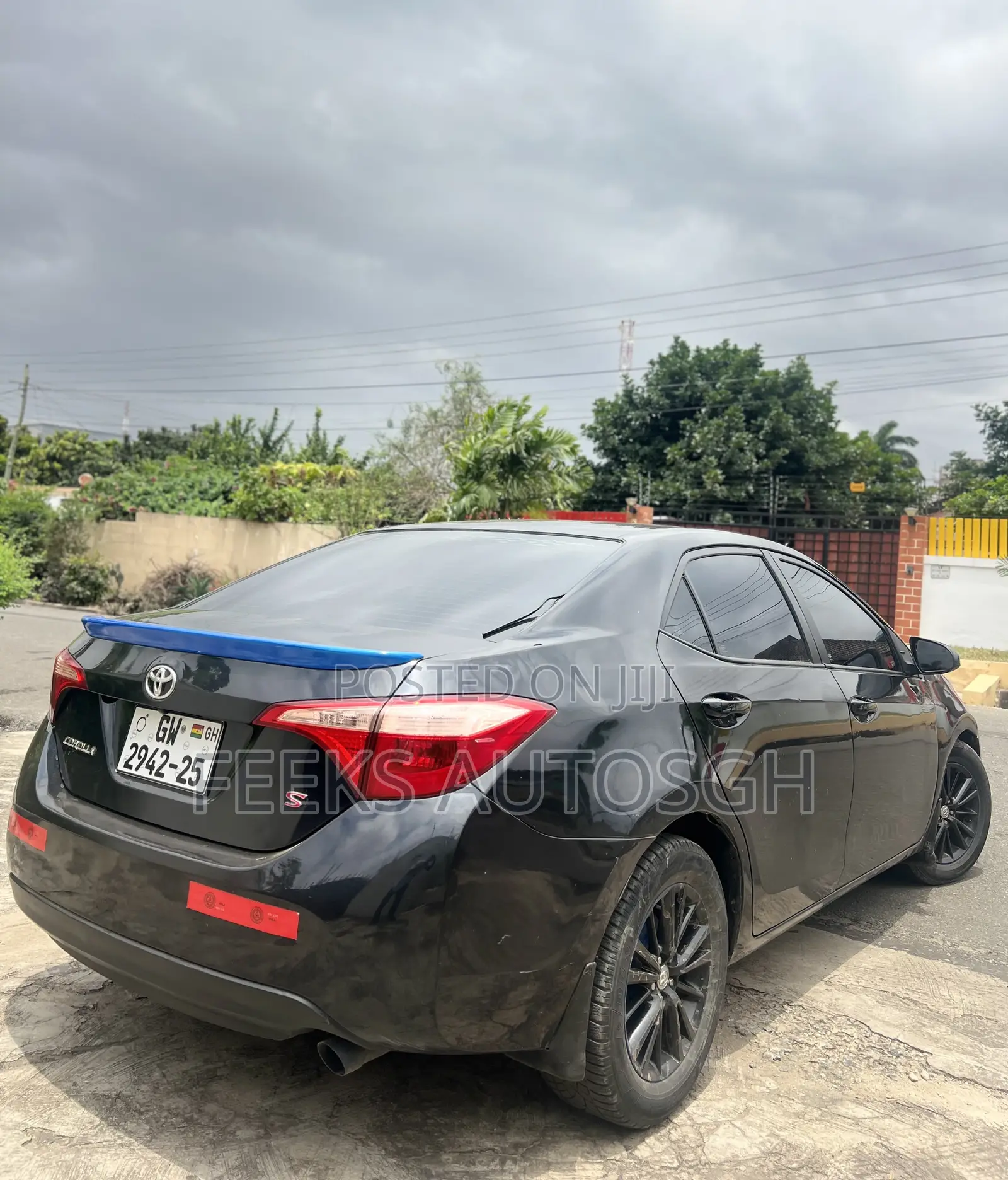 Toyota Corolla SE 4dr Sedan (1.8L 4cyl CVT) 2017 Black