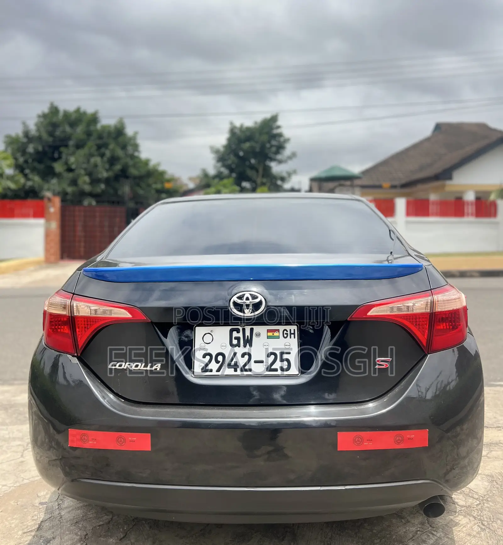 Toyota Corolla SE 4dr Sedan (1.8L 4cyl CVT) 2017 Black