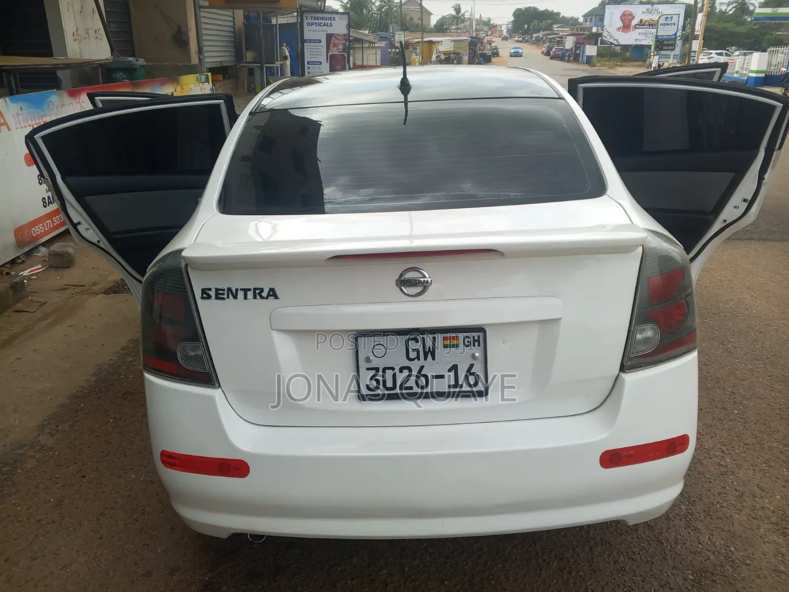 Nissan Sentra 2.0 SR 2010 White