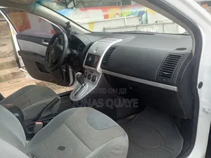Nissan Sentra 2.0 SR 2010 White