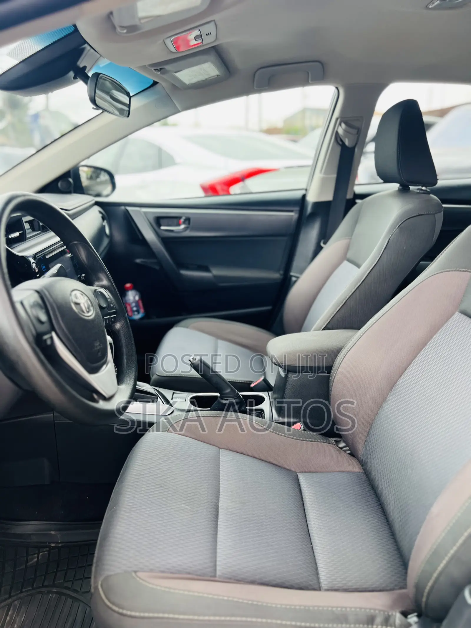 Toyota Corolla LE 4dr Sedan (1.8L 4cyl CVT) 2017 Black