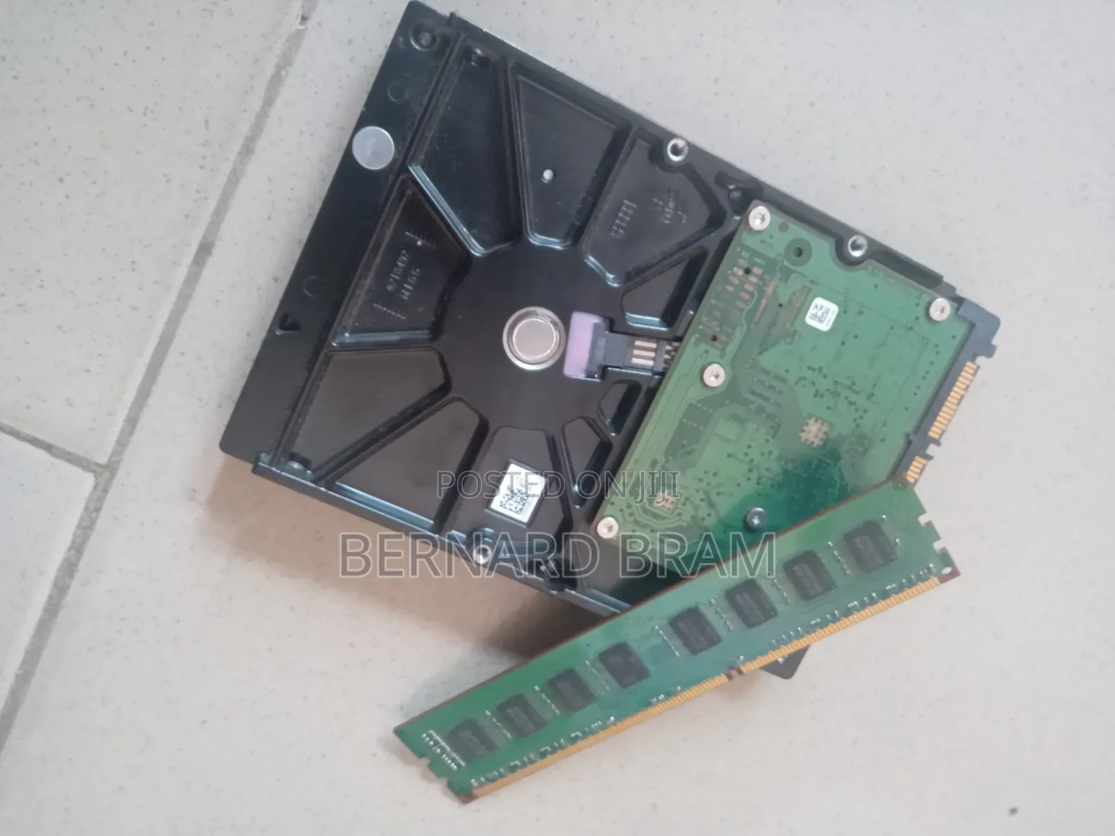 Desktop 2gb DDR4 RAM and Hard Disk Drive