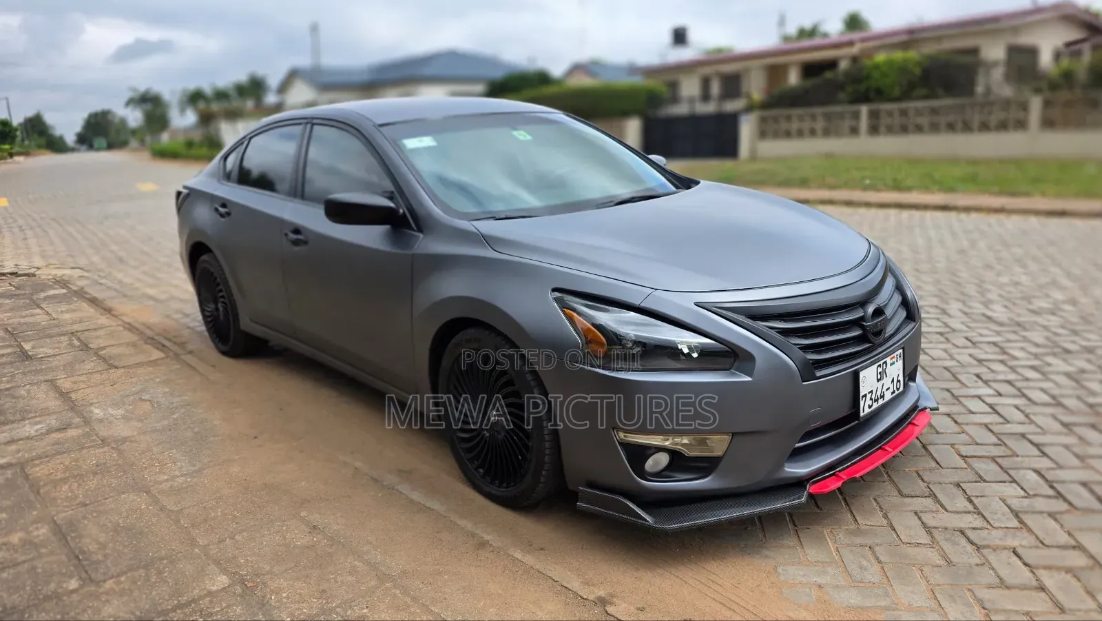 Nissan Altima 2.5 S 4dr Sedan (2.5L 4cyl CVT) 2015 Gray