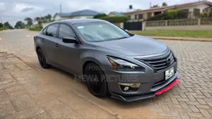 Nissan Altima 2.5 S 4dr Sedan (2.5L 4cyl CVT) 2015 Gray