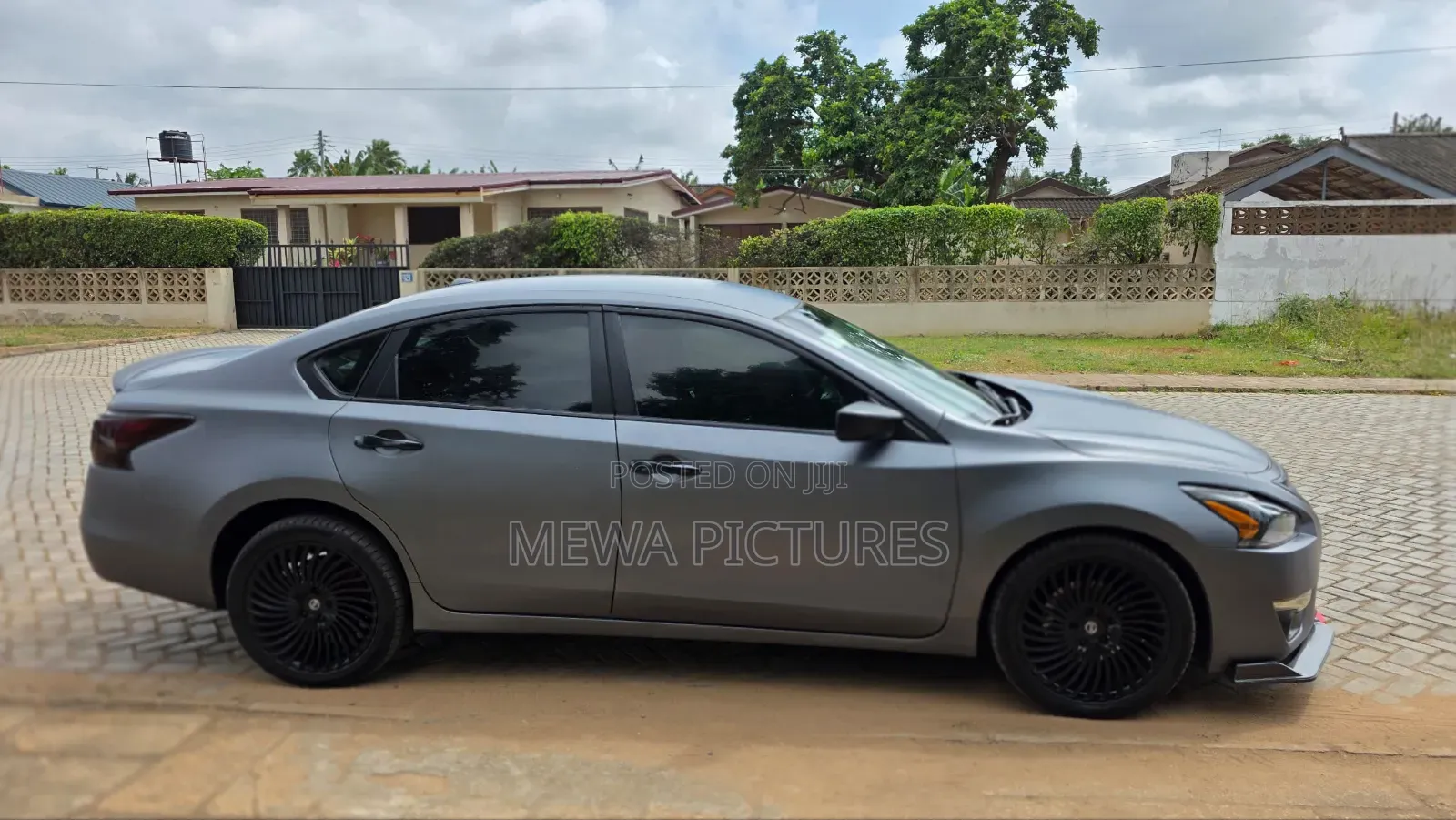 Nissan Altima 2.5 S 4dr Sedan (2.5L 4cyl CVT) 2015 Gray