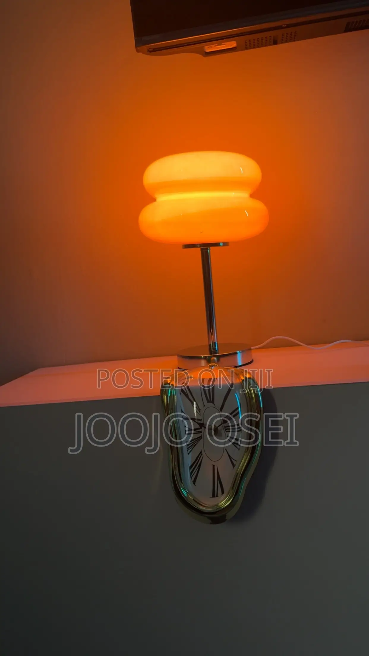 Aesthetic Shelf Drip Clock
