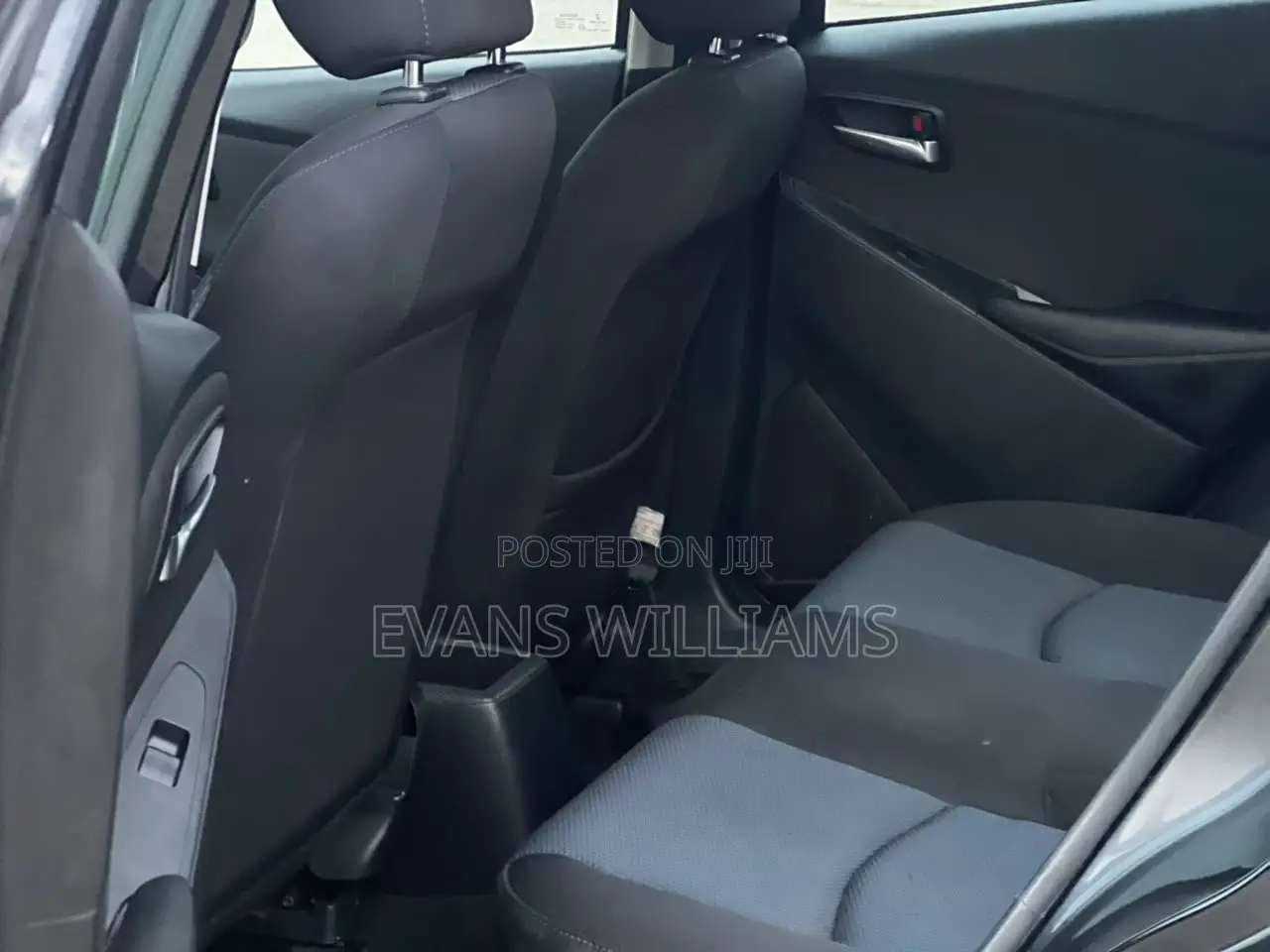 Toyota Yaris iA 1.5 FWD 2016 Black