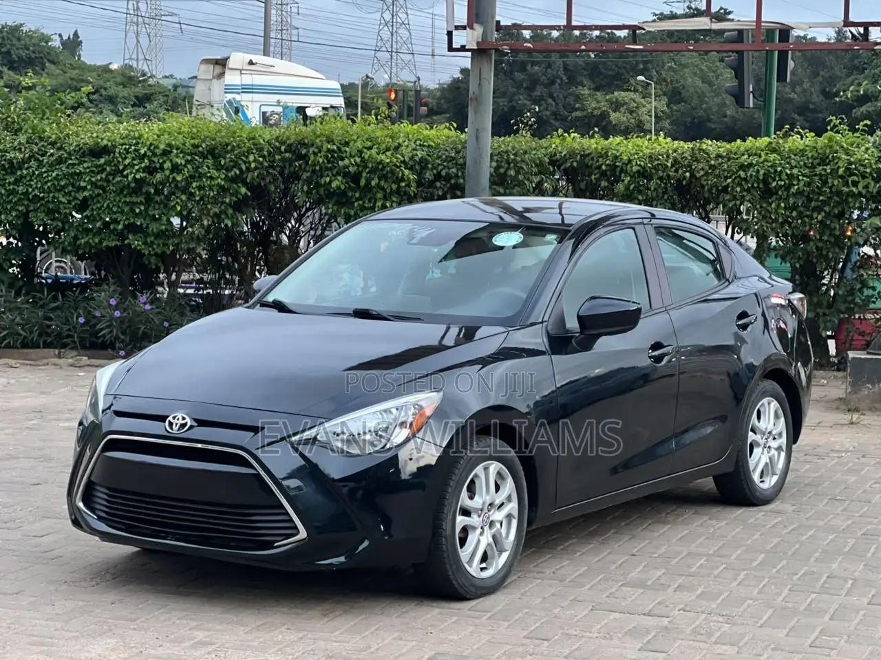 Toyota Yaris iA 1.5 FWD 2016 Black