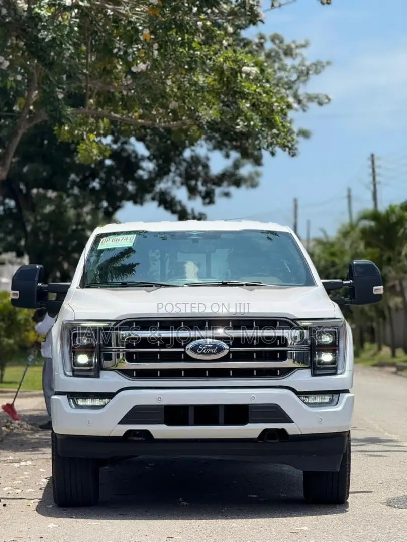 Ford F-150 LARIAT 2023 White