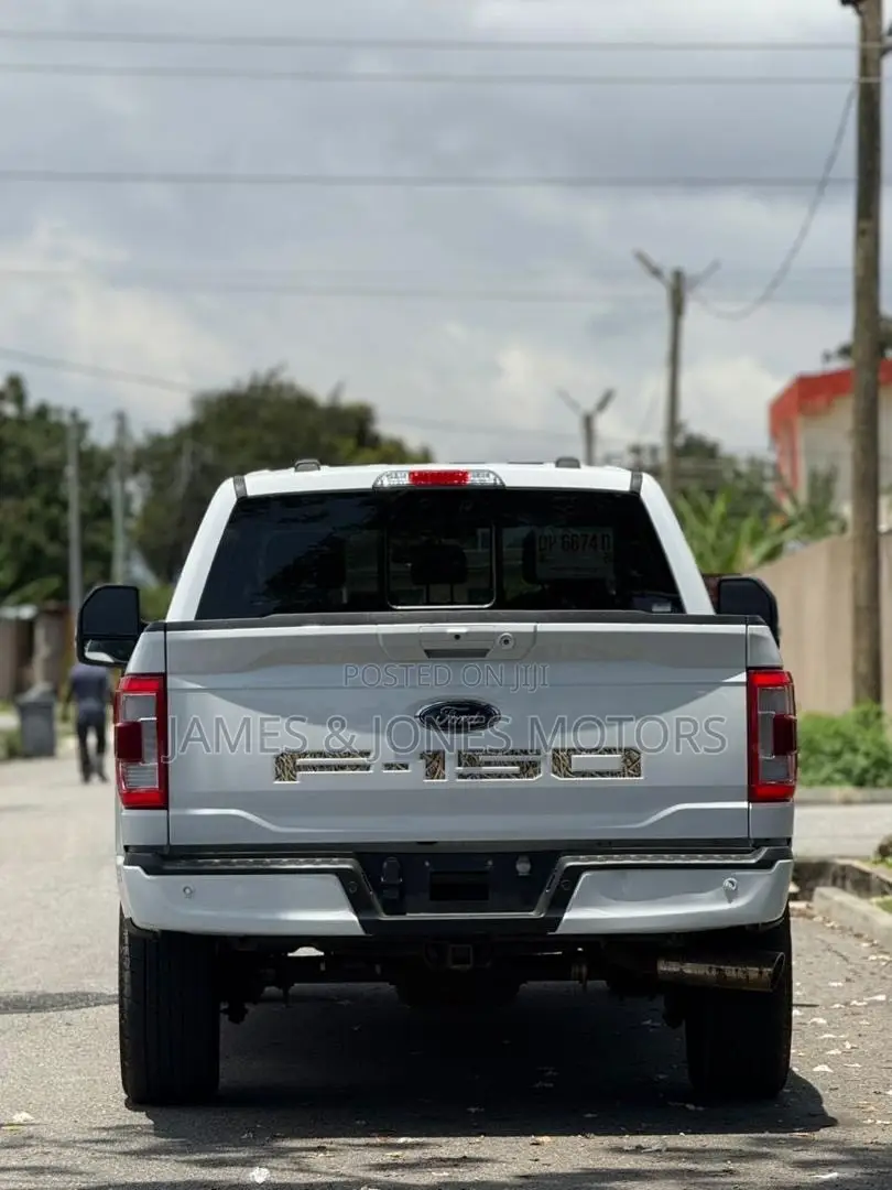 Ford F-150 LARIAT 2023 White