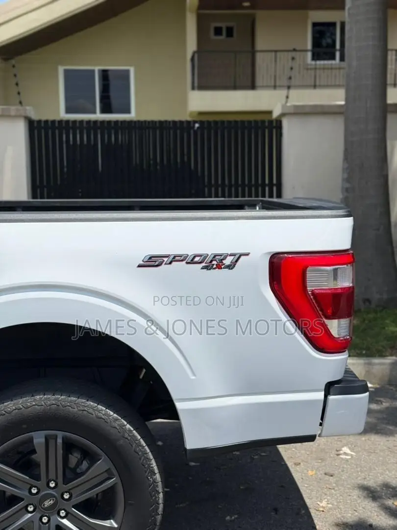 Ford F-150 LARIAT 2023 White