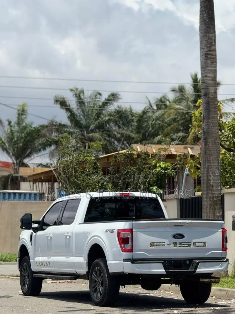 Ford F-150 LARIAT 2023 White