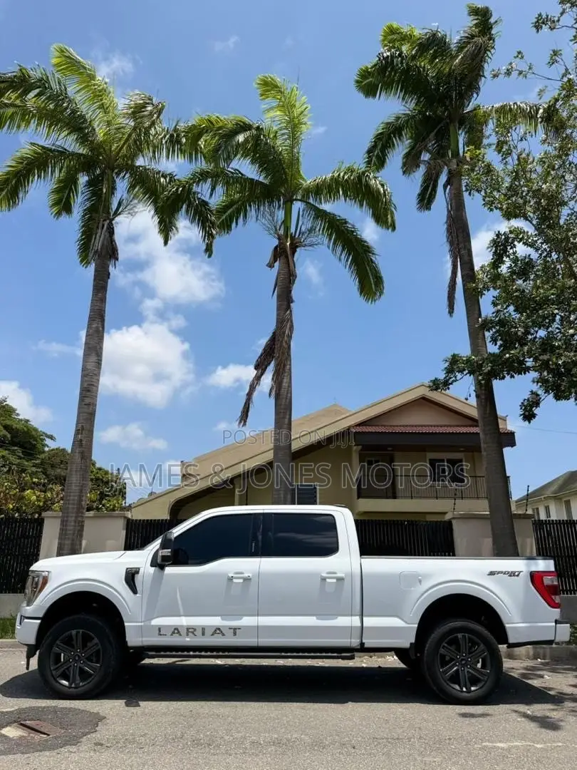 Ford F-150 LARIAT 2023 White