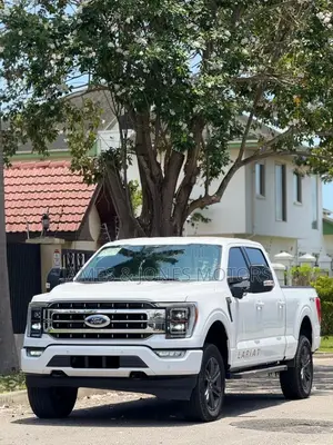 Ford F-150 LARIAT 2023 White