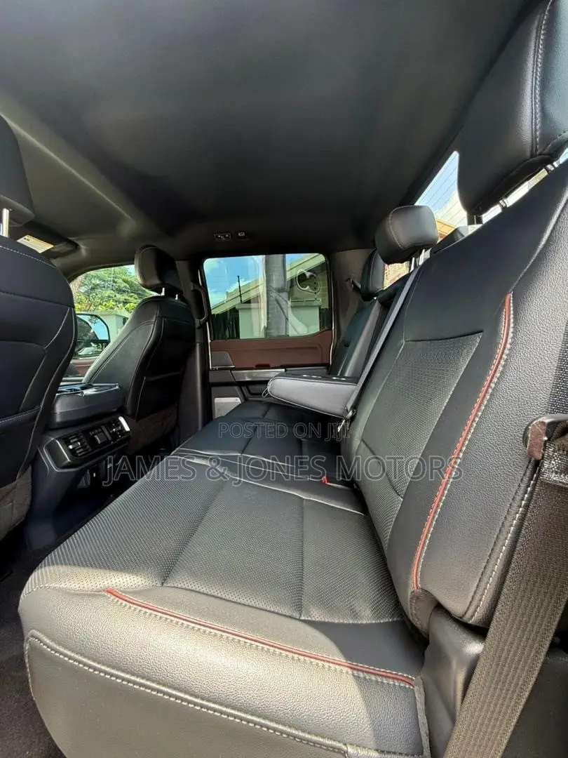 Ford F-150 LARIAT 2023 White