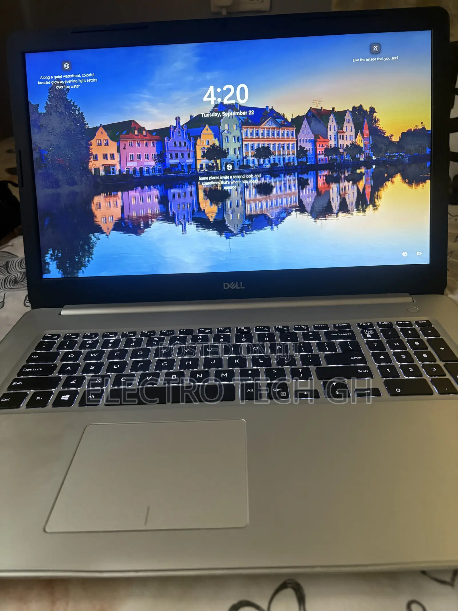 Laptop Dell Inspiron 17 5770 8GB Intel Core i5 HDD+SSD 1T