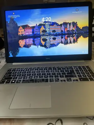 Laptop Dell Inspiron 17 5770 8GB Intel Core i5 HDD+SSD 1T