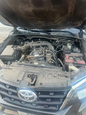 Toyota Fortuner 2.7 AWD 2021 Gray