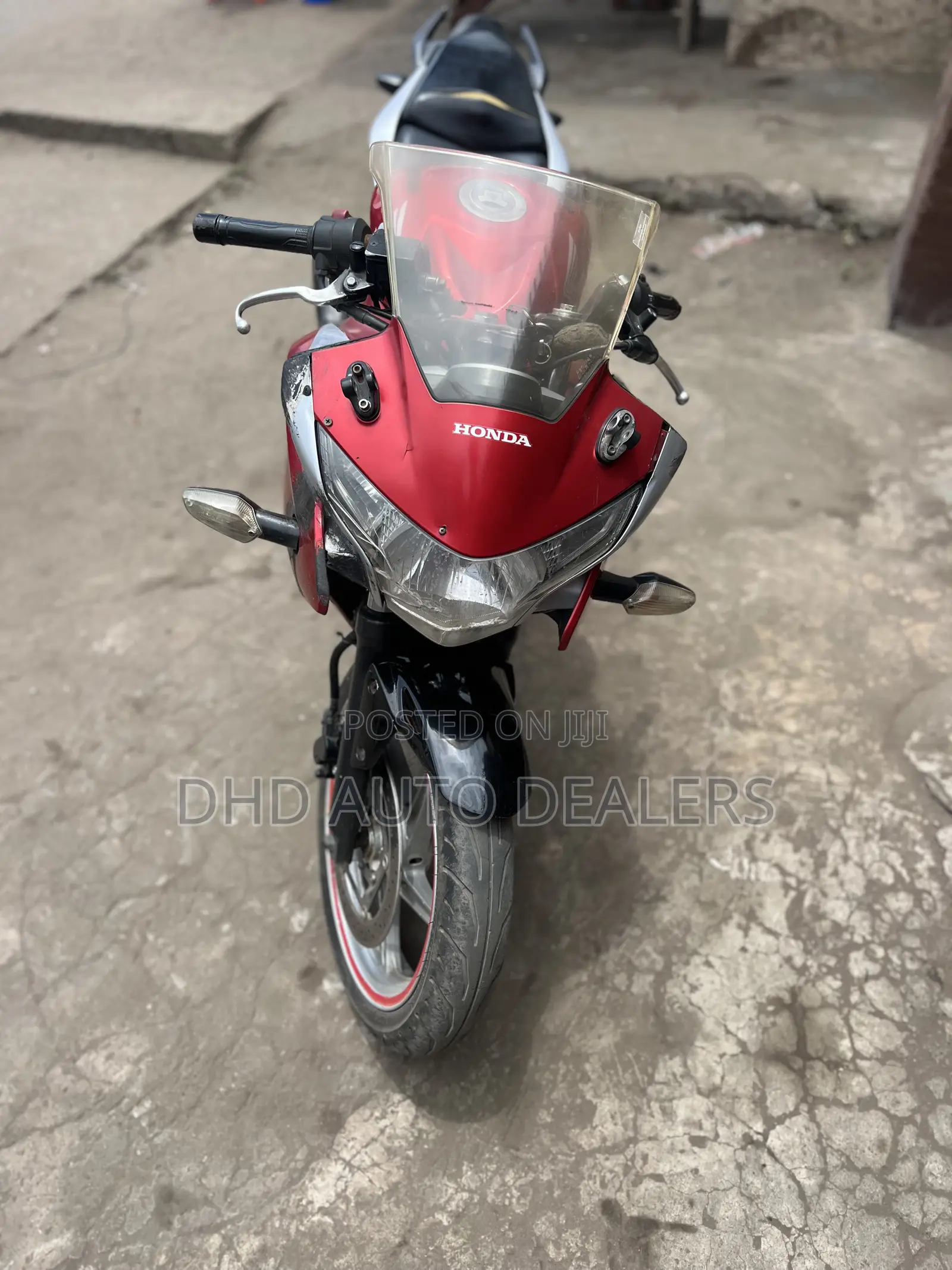 Honda CBR 2011 Red