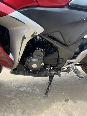 Honda CBR 2011 Red