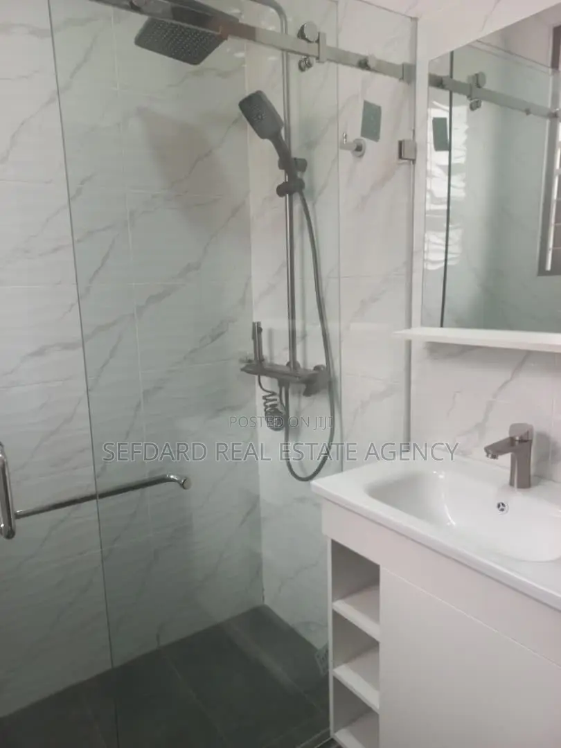 4bdrm House in Sefdard Properties, East Legon for sale