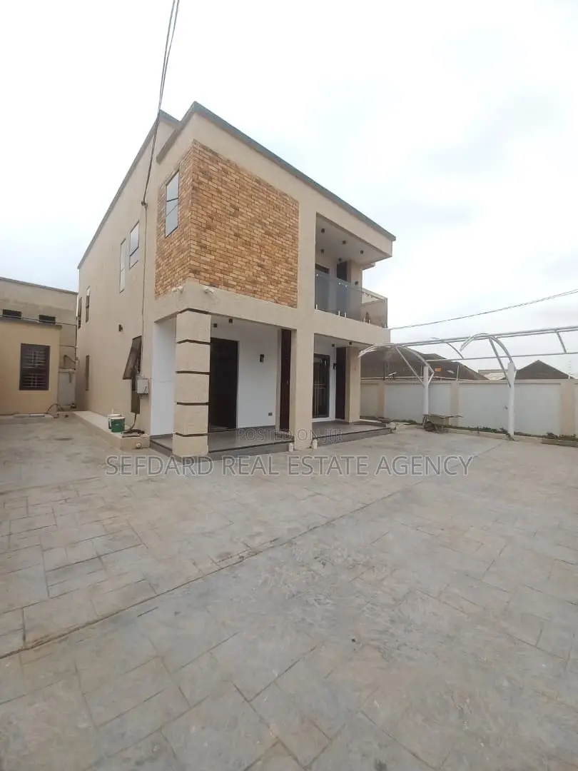 4bdrm House in Sefdard Properties, East Legon for sale