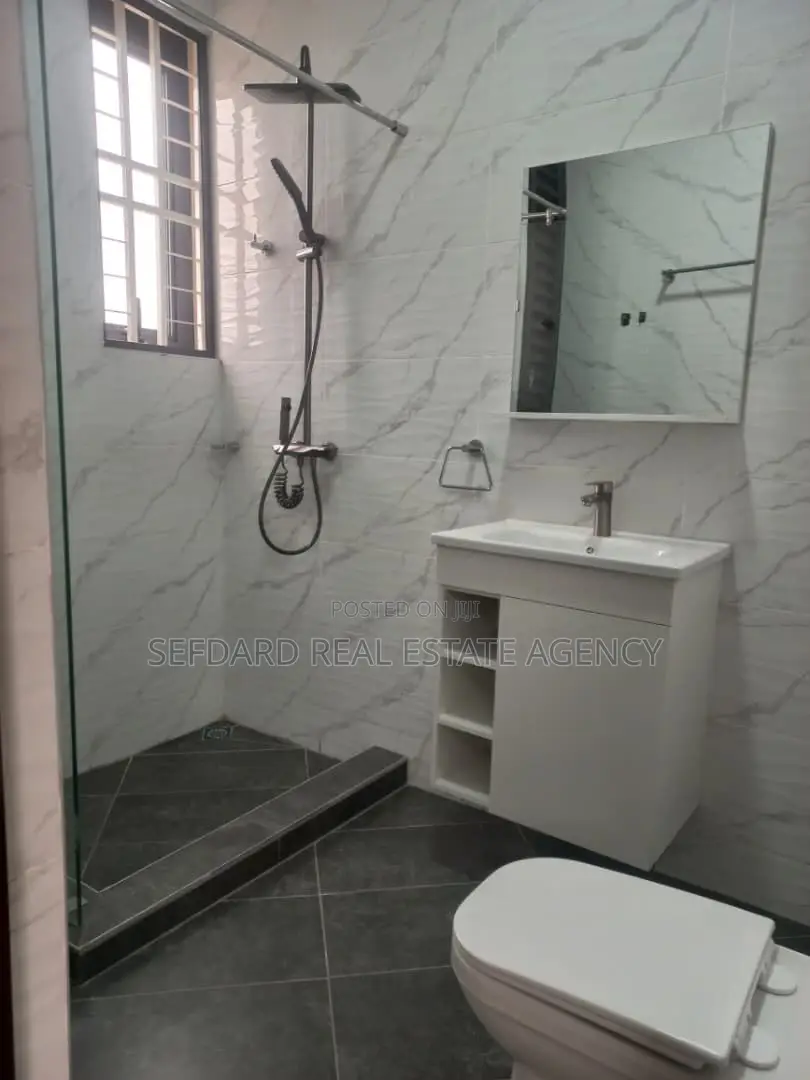 4bdrm House in Sefdard Properties, East Legon for sale
