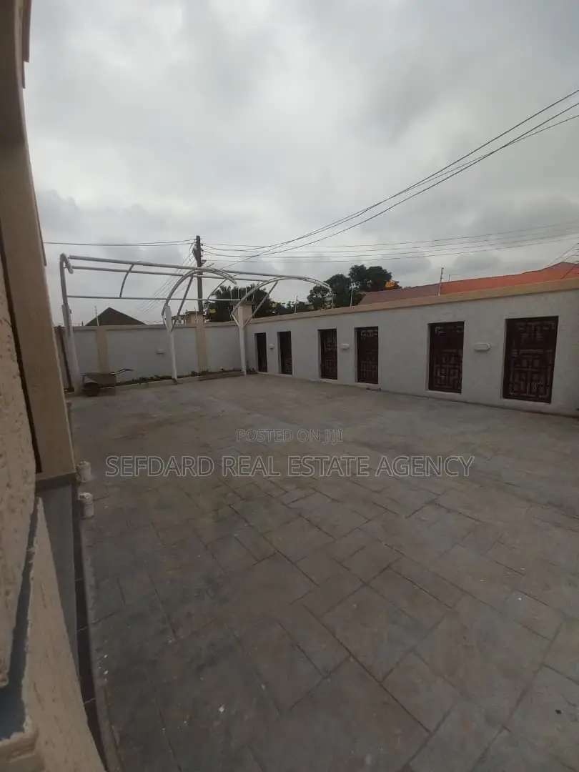 4bdrm House in Sefdard Properties, East Legon for sale