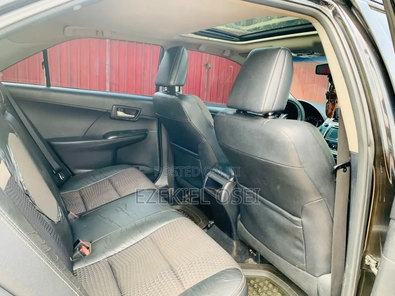 Toyota Camry SE 4dr Sedan (2.5L 4cyl 6A) 2012 Black