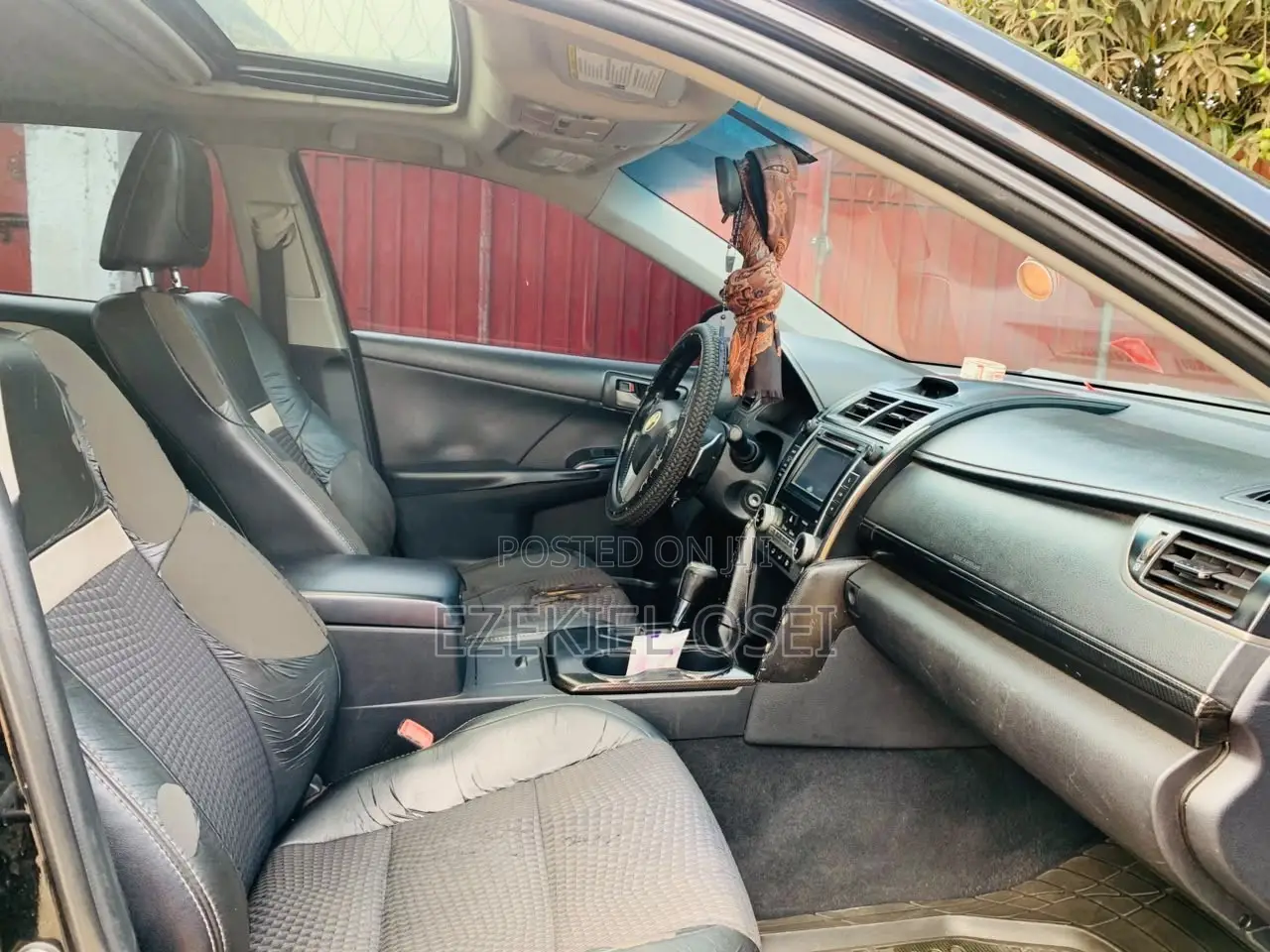 Toyota Camry SE 4dr Sedan (2.5L 4cyl 6A) 2012 Black