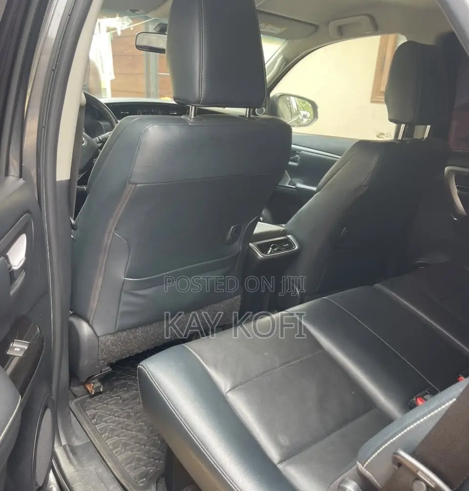 Toyota Fortuner 2.7 AWD 2021 Gray