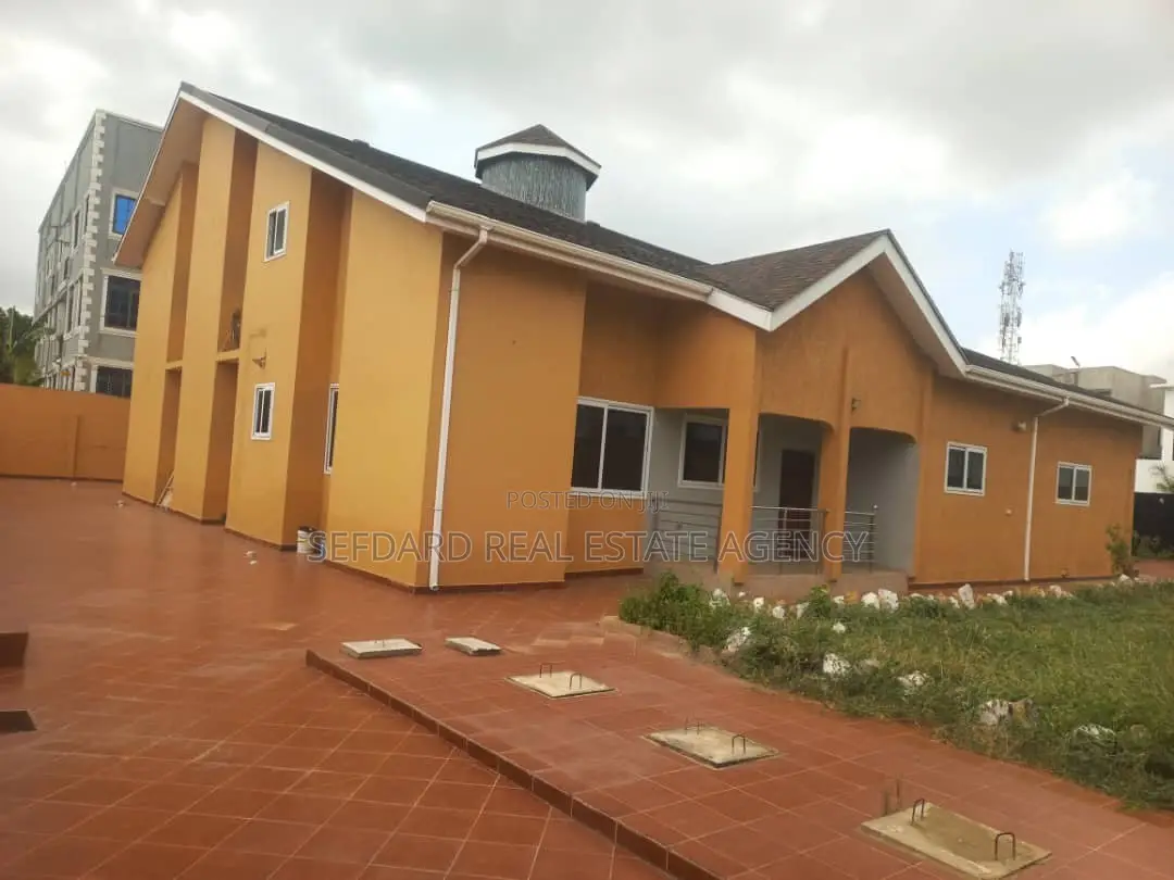 7bdrm House in Sefdard Properties, East Legon for rent