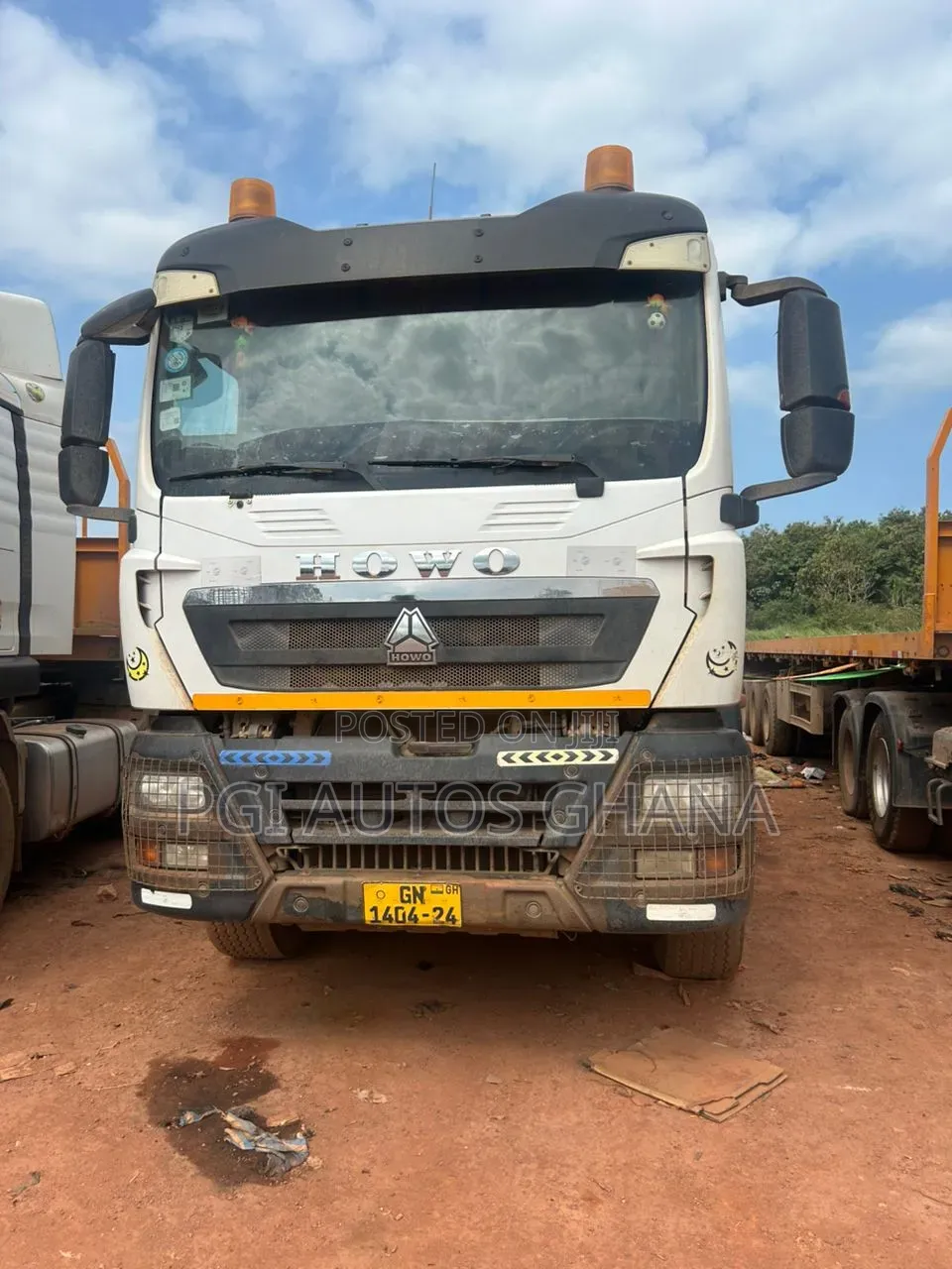 Sinotruk Howo TX Heavy-Duty Commercial Truck
