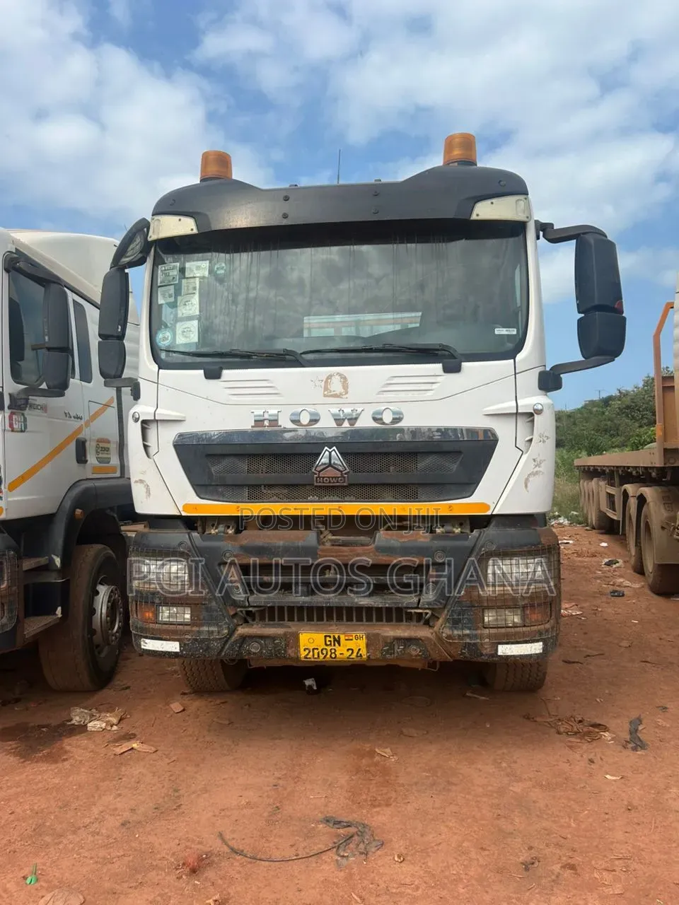 Sinotruk Howo TX Heavy-Duty Commercial Truck