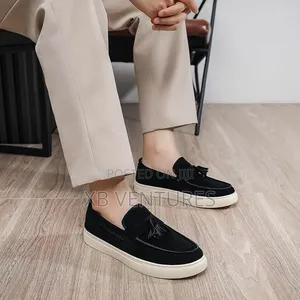 Simple Classic Tassel Men Business Loafers