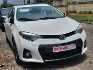 Toyota Corolla 2016 White