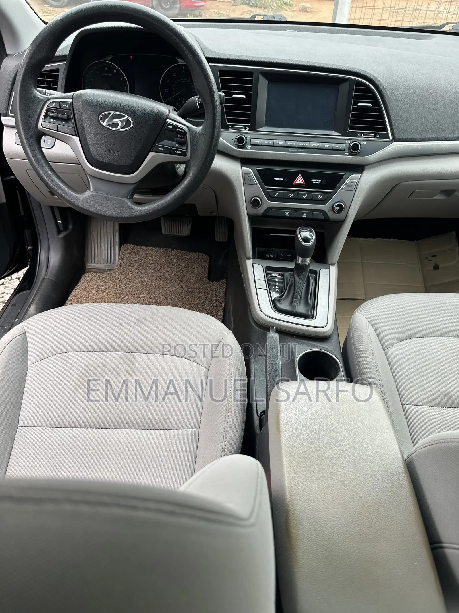 Hyundai Elantra SE Sedan FWD (2.0L 4cyl 6M) 2017 Black