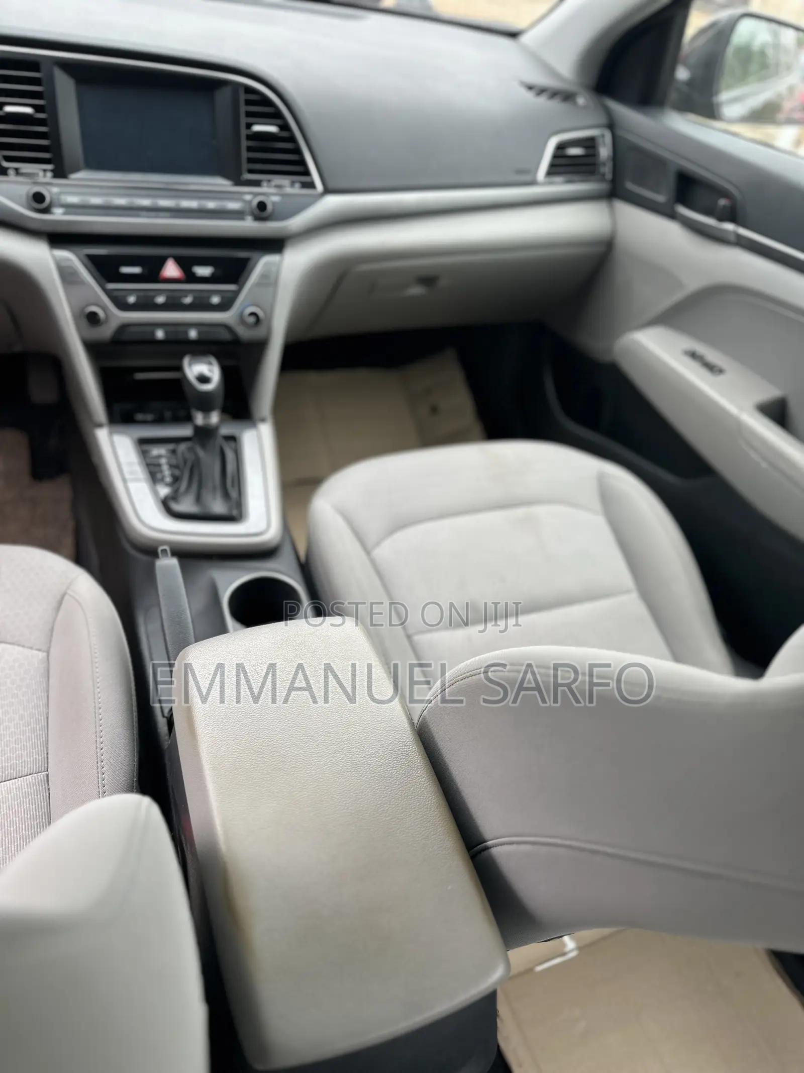 Hyundai Elantra SE Sedan FWD (2.0L 4cyl 6M) 2017 Black