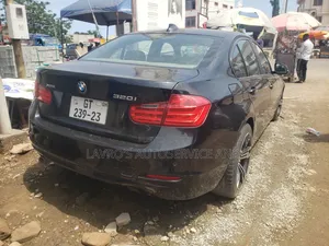 BMW 320i Sedan RWD 2016 Black