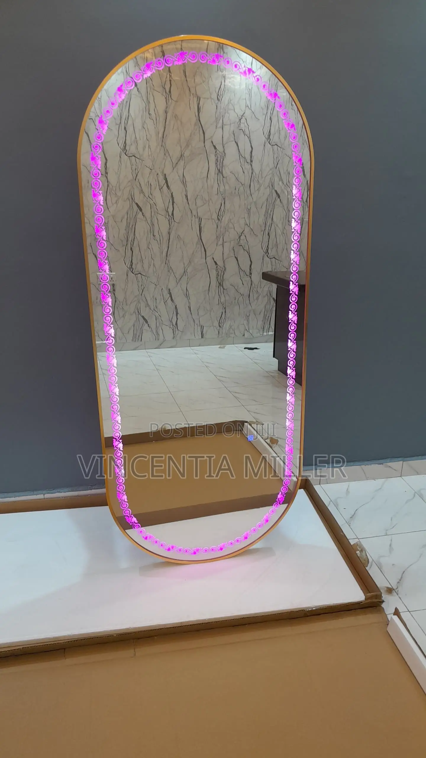 Led Light Mirror.