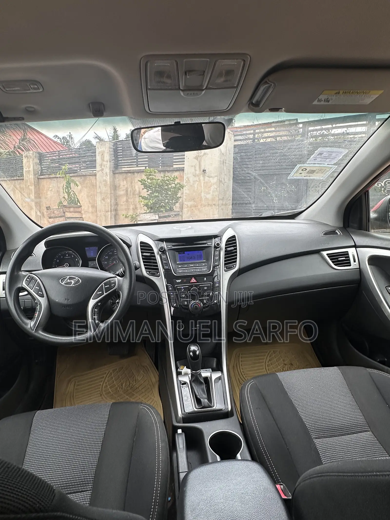 Hyundai Elantra 2015 Red