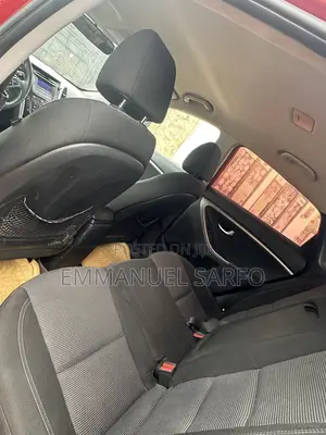 Hyundai Elantra 2015 Red