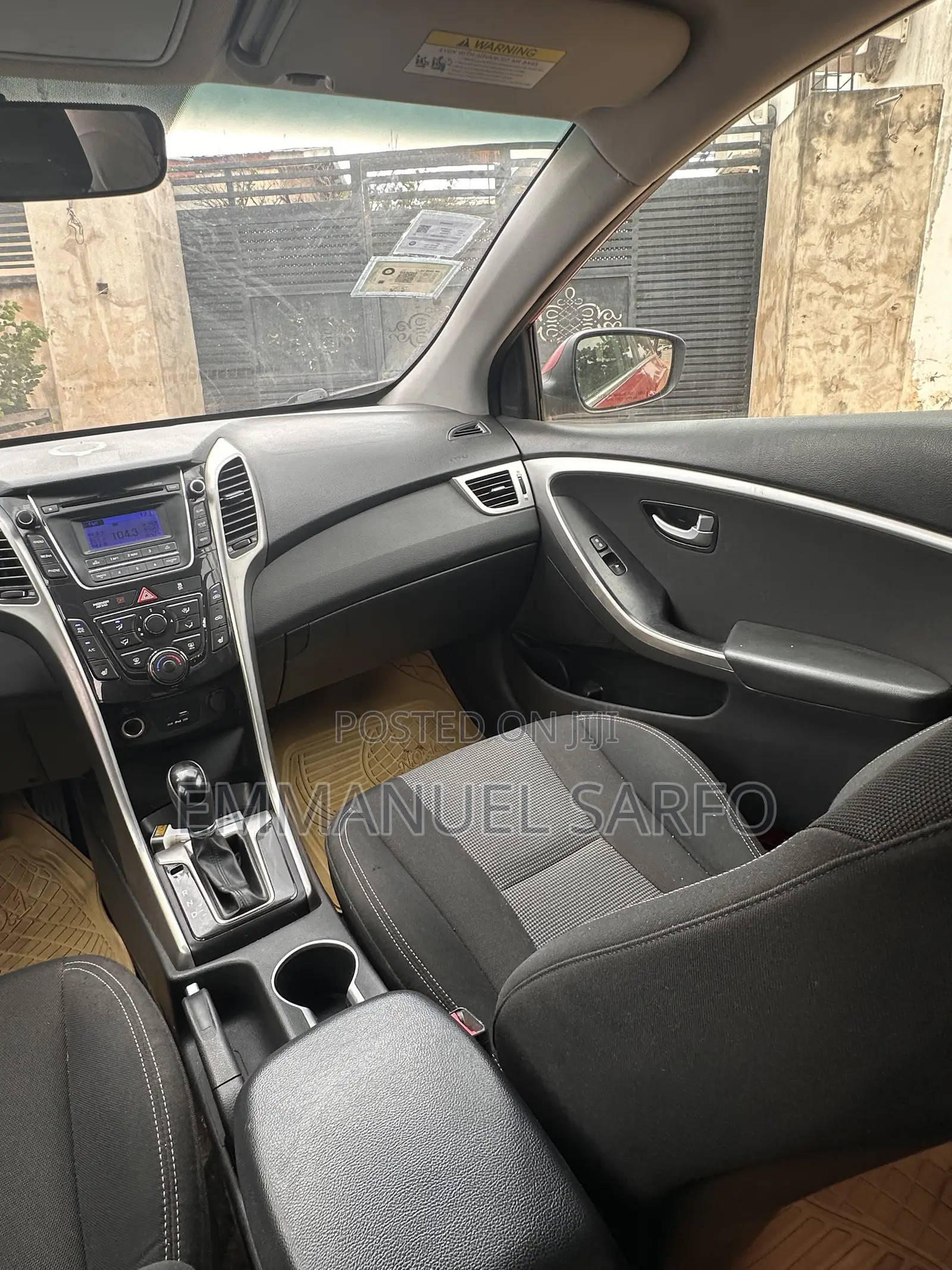 Hyundai Elantra 2015 Red