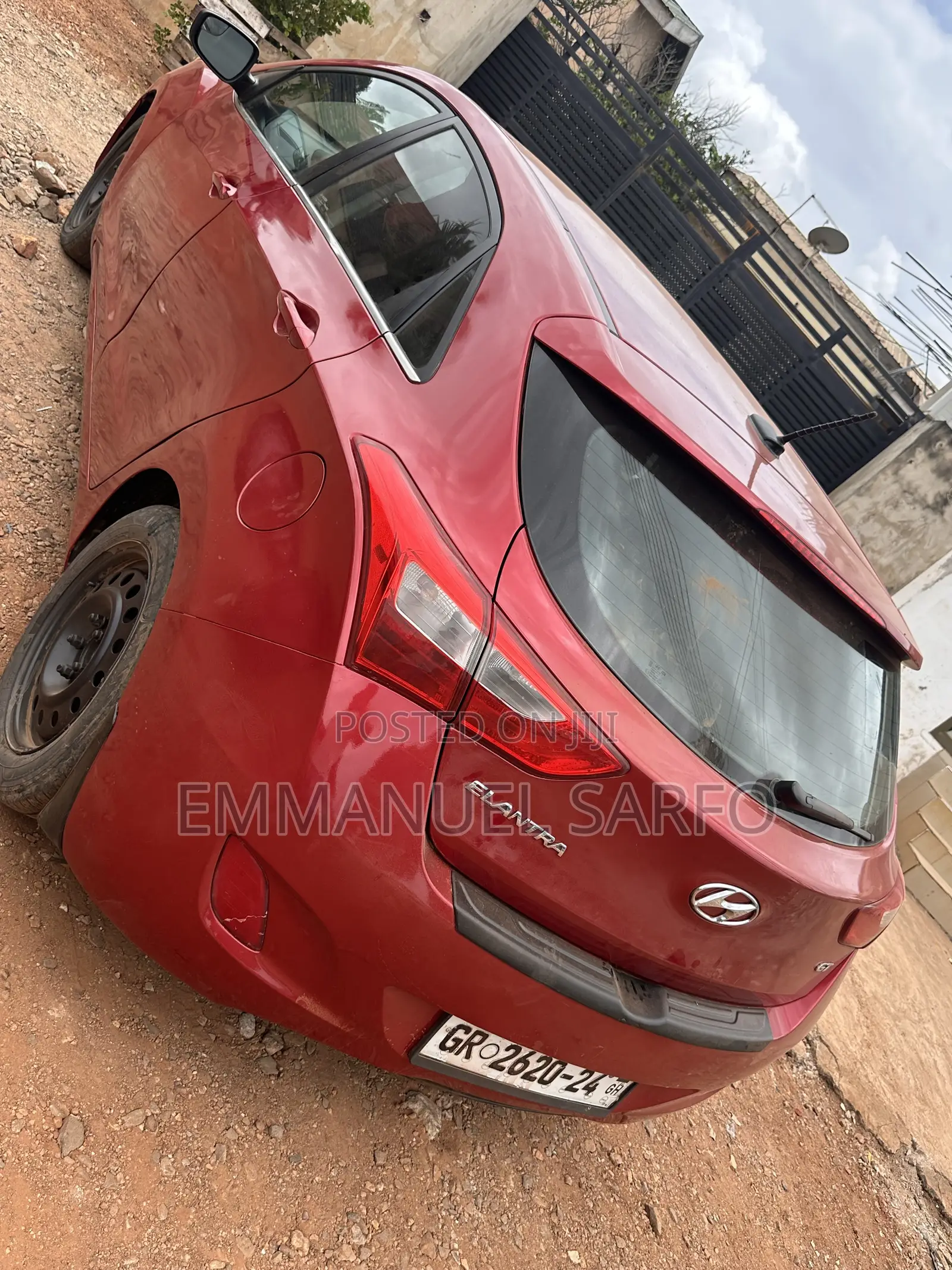 Hyundai Elantra 2015 Red