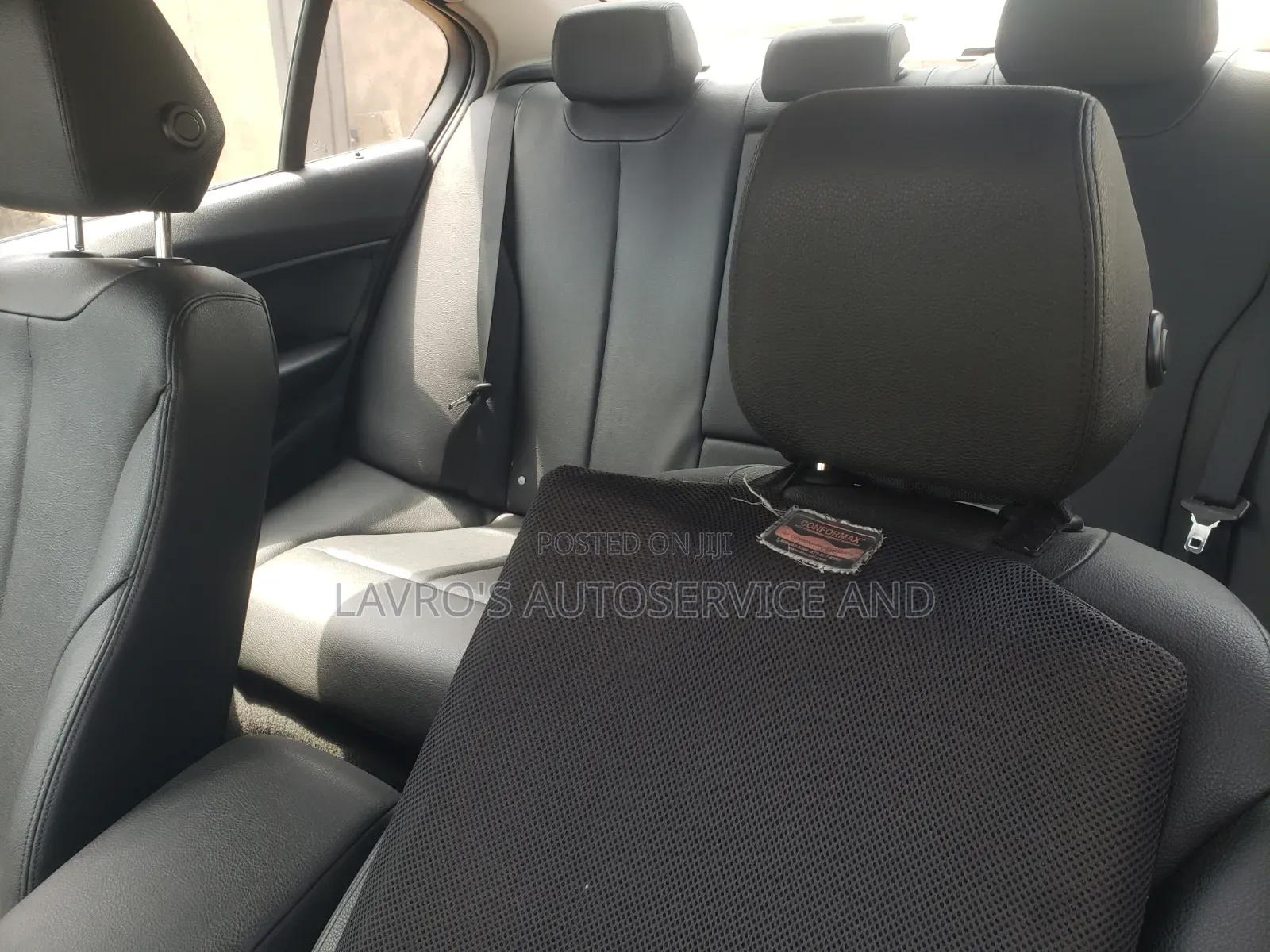 BMW 320i Sedan RWD 2016 Black