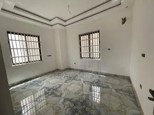 4bdrm Duplex in Santasi Brofoyedu, Kumasi Metropolitan for sale