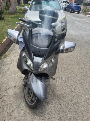Suzuki Burgman 125 2021 Gray